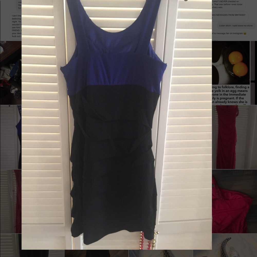 Dress - Picture 3 of 3